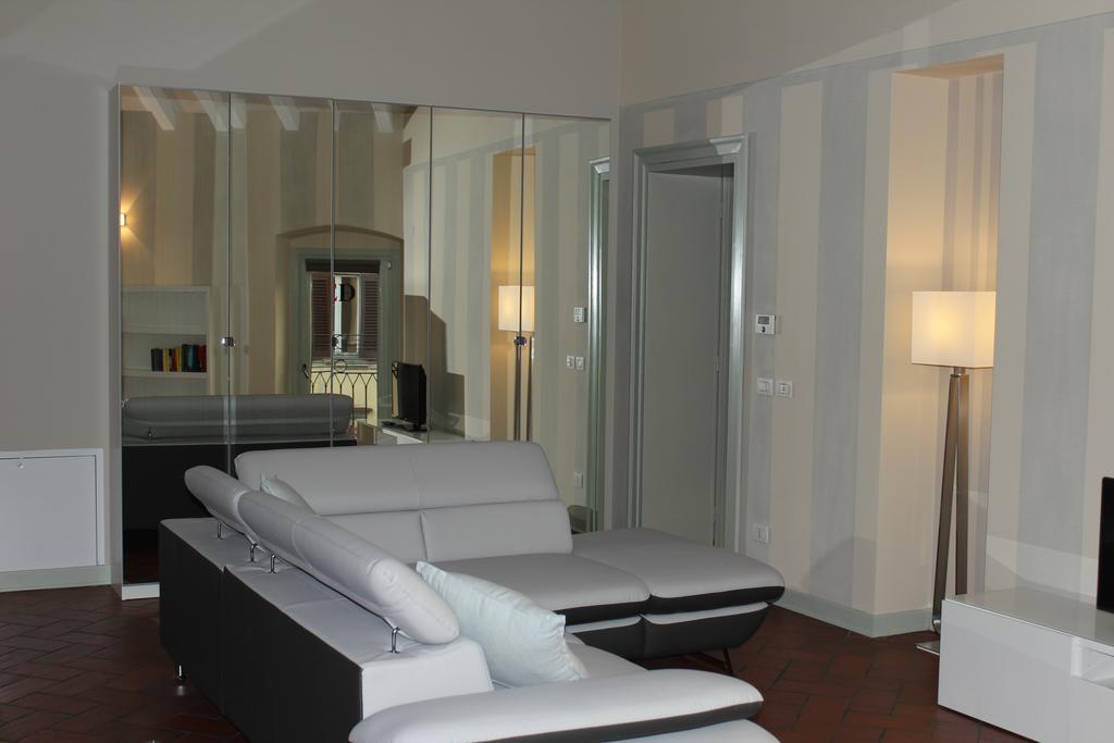 Eleganti Dimore Brescia Exterior foto