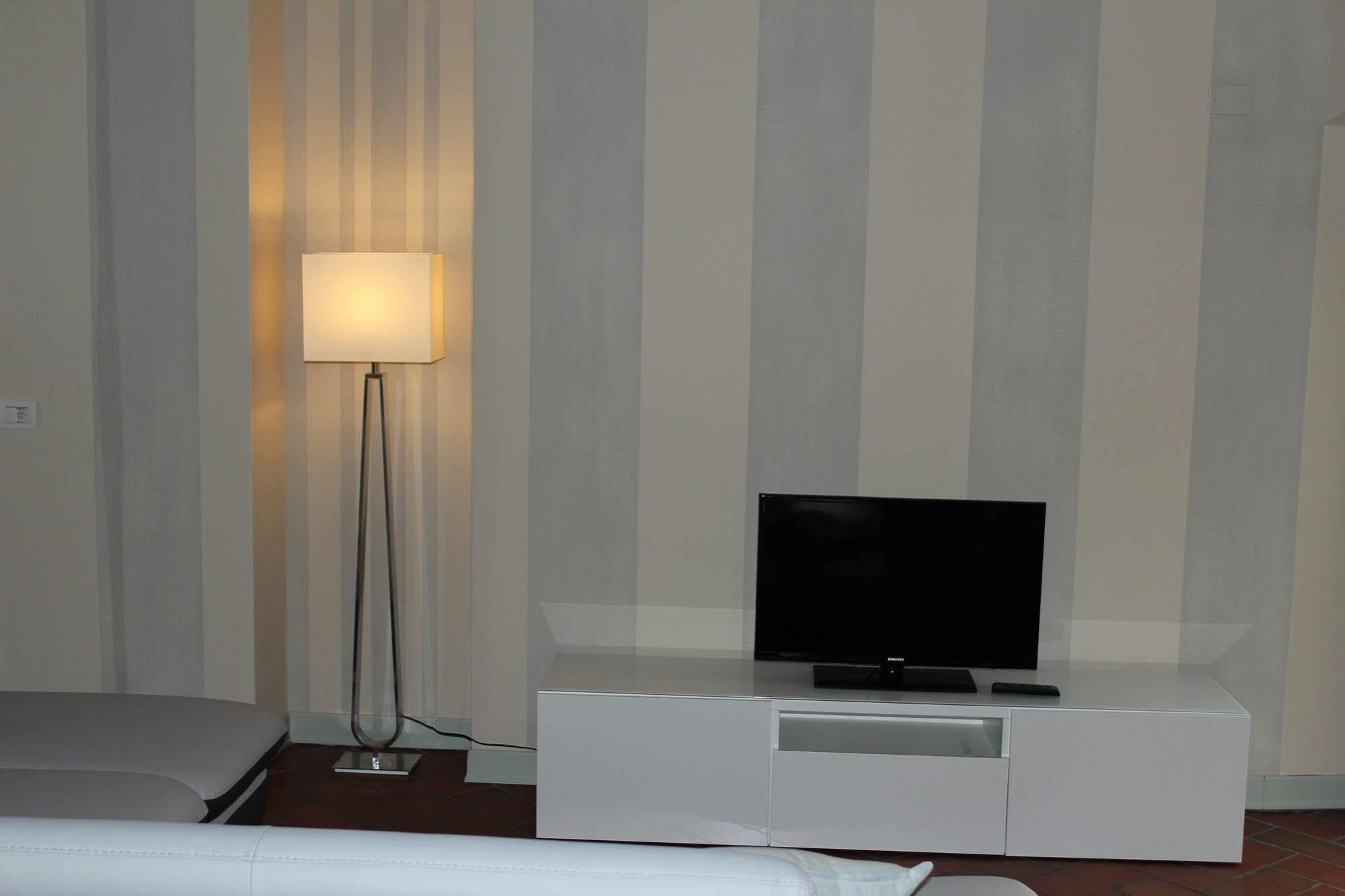 Eleganti Dimore Brescia Exterior foto