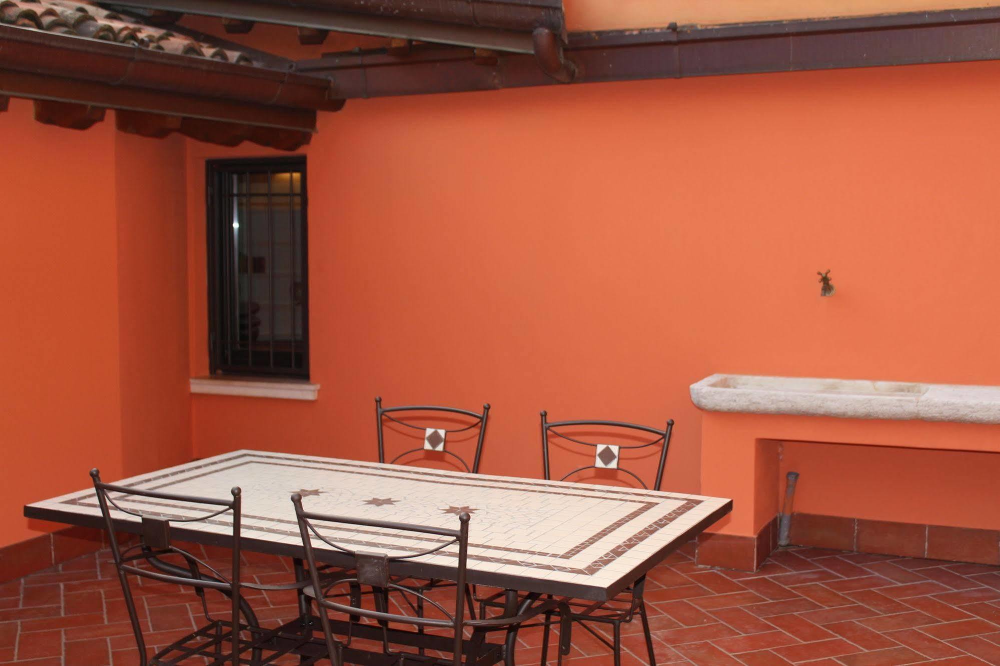 Eleganti Dimore Brescia Exterior foto